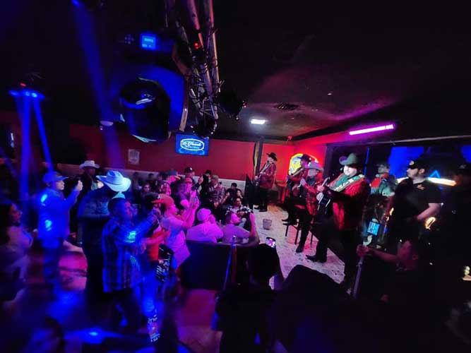 bar latino abierto las 24 horas